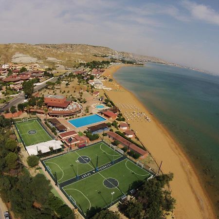 Hotel Villaggio Casarossa Crotone Kültér fotó
